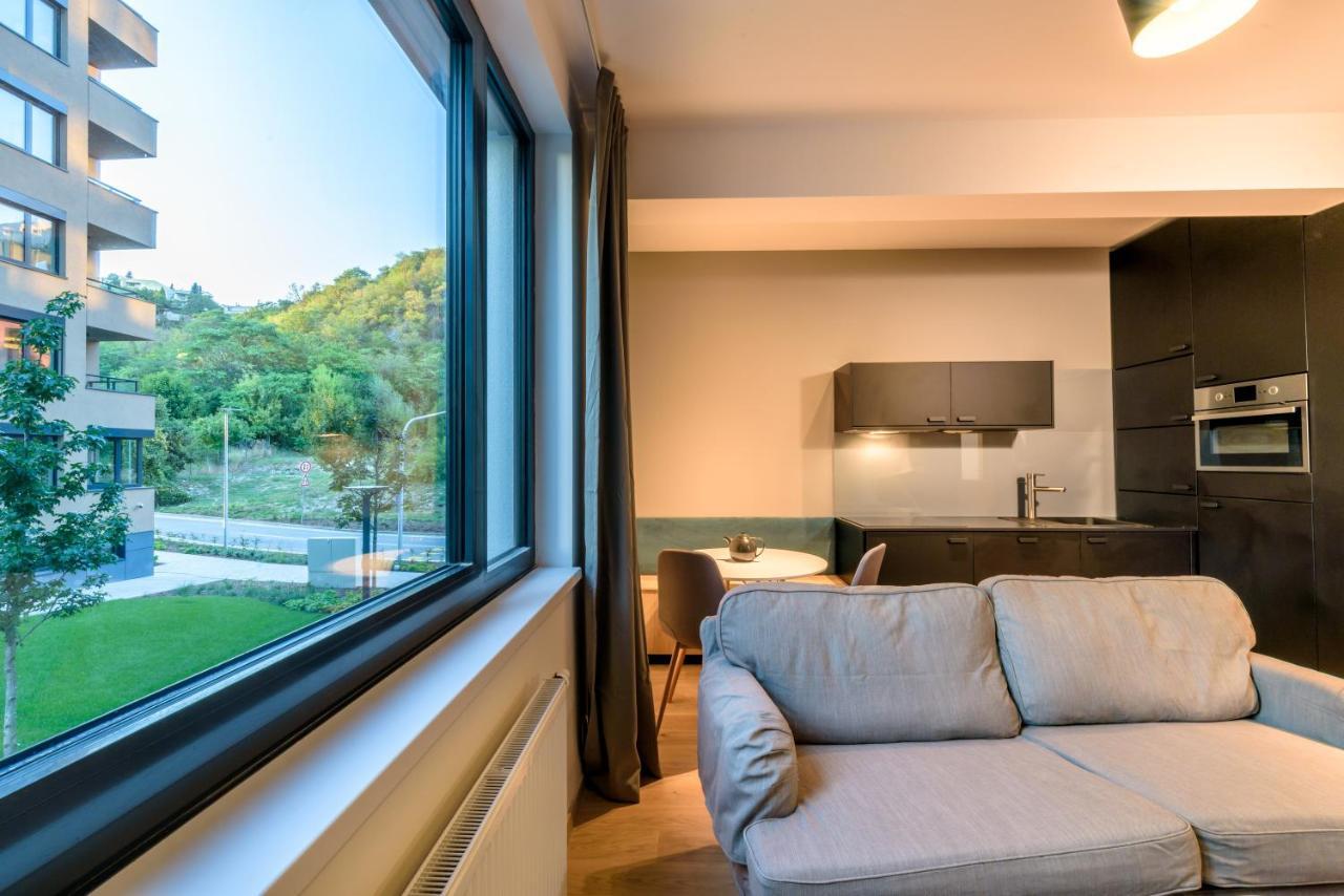 Bratislava Center, River Front, Private Parking Included Bagian luar foto